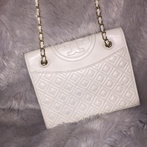 Tory Burch Handbags - Used Tory Burch bag in off white